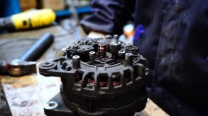 Генератор Renault Logan, Duster, Sandero, Sandero Stepway, Lada Largus.