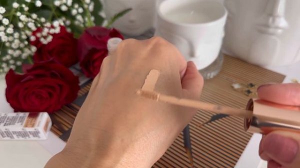 Charlotte Tilbury.Beautiful Skin Radiant Concealer.6.5 Medium Moyen.