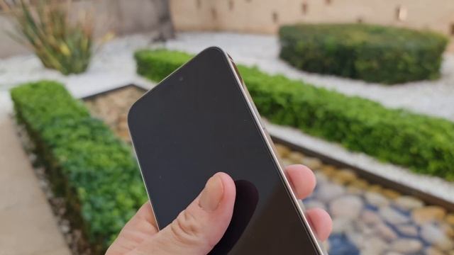 IPhone 14 - Black Screen - Won’t Power On - EASY FIX ! Here’s How