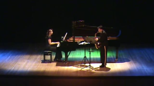 Saxophone and Piano Richard Rodney Bennett ''Samba Tristle'' смотреть онлайн