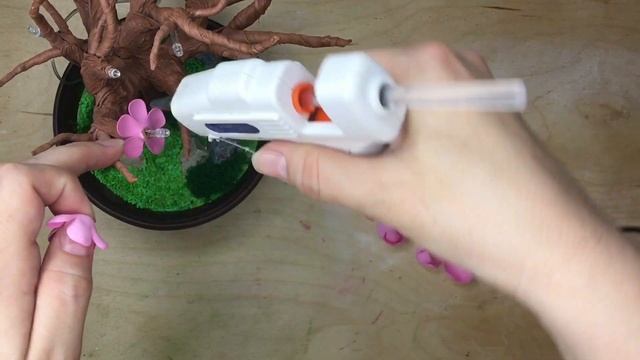 Светильник из фоамирана Бонсай "САКУРА". Часть 3. Делаем цветы и листья сакуры из фоамирана. DIY смотреть онлайн