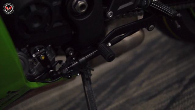 2020 Kawasaki ZX10R Ninja KRT Edition | First Look | Review смотреть онлайн