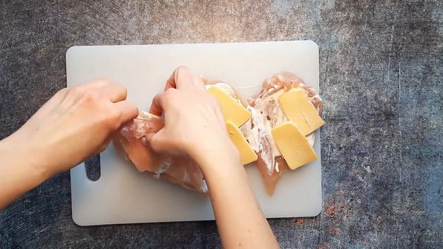 КУРИНЫЕ "КАРМАШКИ" с сыром смотреть онлайн