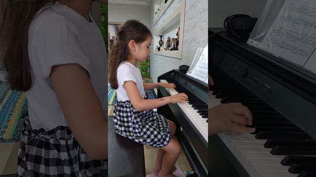 Добрый жук смотреть онлайн