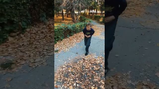 КАКРЙ АЙФОН Я ССАТЬ ХОЧУ 😂 #рекомендации #рекомендации #максващенко #edit #актив смотреть онлайн