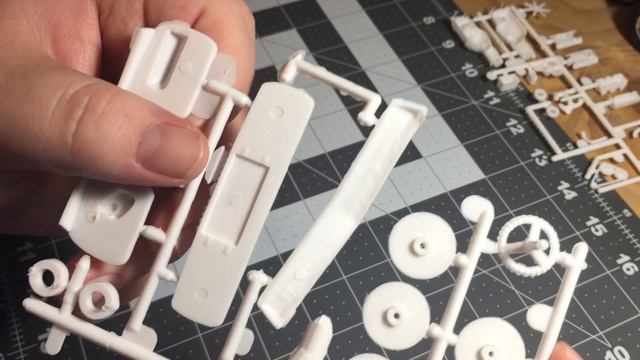 AMT '65 Pontiac GTO Unboxing смотреть онлайн