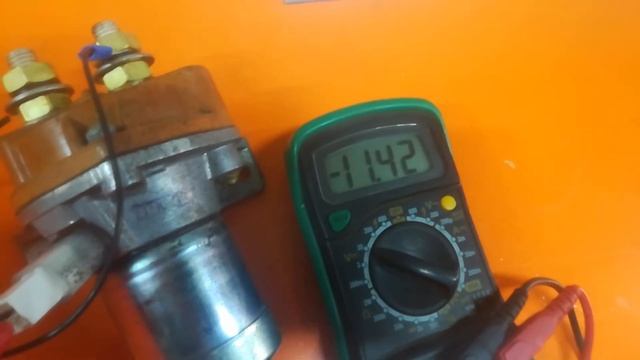 Выключатель массы 24 Вольта Камаз, работа от 12 Вольт смотреть онлайн