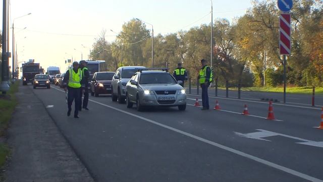 Сотрудники Госавтоинспекции Смоленска подвели итоги рейда по сплошной проверке транспортных средств смотреть онлайн