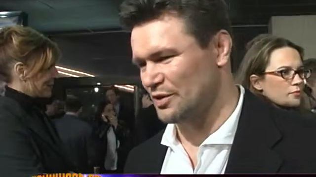 '15 Minutes' Premiere смотреть онлайн