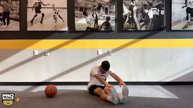 10 Minute Basketball Stretch & Recovery Session смотреть онлайн