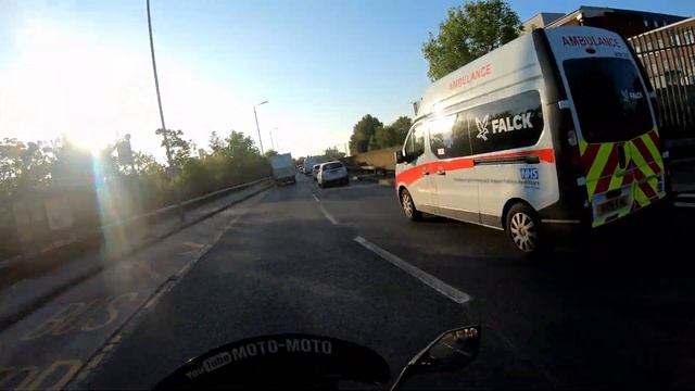 MOTO-MOTO Ситуации на ДОРОГЕ /ROAD RAGE #6 смотреть онлайн