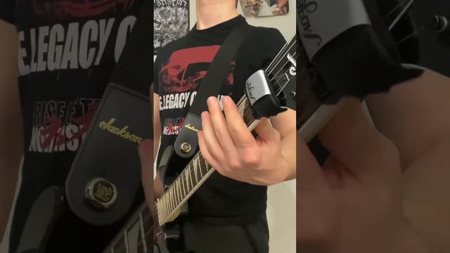 Запись гитары дома #musicband #music #hardcore #metal #metallichc #phantomforcemh #guitar #jackson смотреть онлайн