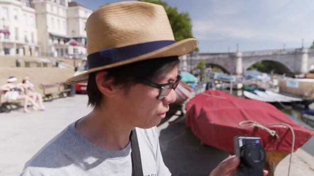 Sony RX100 VII - практичный компактный фотоаппарат с производительностью a9! смотреть онлайн