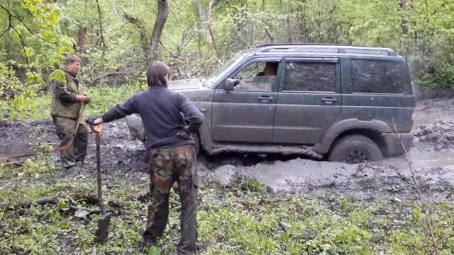 Уаз патриот в грязи смотреть онлайн
