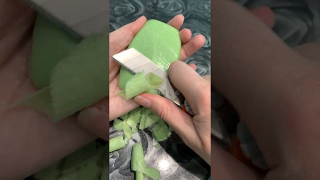 Мылко от Palmolive с экстрактом зеленого чая и огурца. Режу мыло. ASMR смотреть онлайн