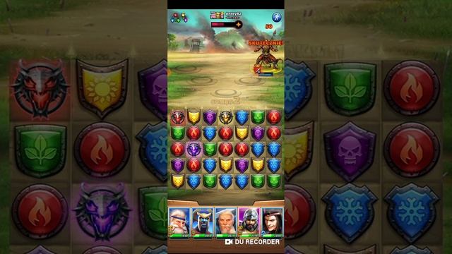 WOJNA vs -Москва- - Empires & Puzzles смотреть онлайн