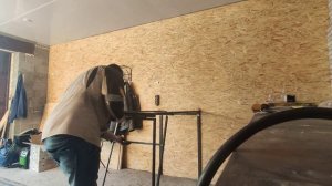 Раскладной столик из профильной трубы в гараж.