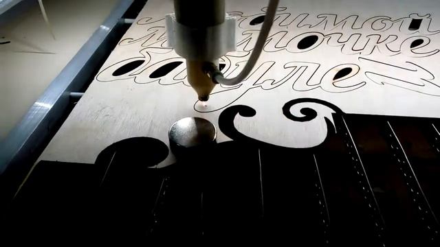 Самодельный лазерный станок 40Вт. Резка фанеры 3мм смотреть онлайн