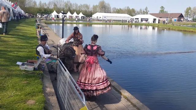 Calamity Jane A Reel On The Waterside смотреть онлайн