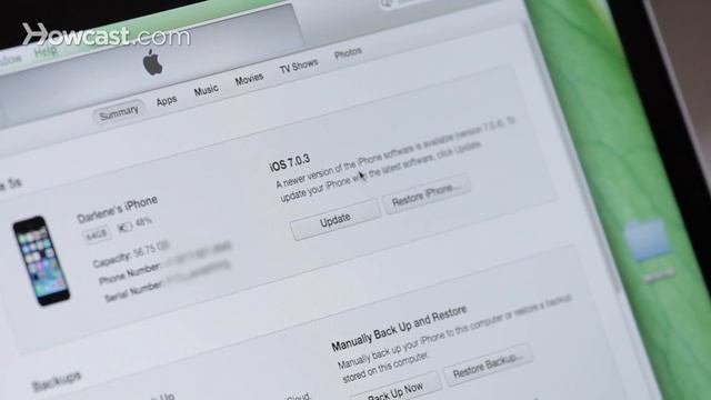 How to Restore Your iPhone from iTunes | Mac Basics смотреть онлайн