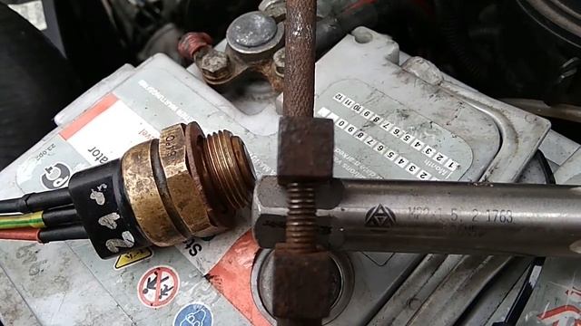 Установка дополнительного датчика включения вентилятора смотреть онлайн