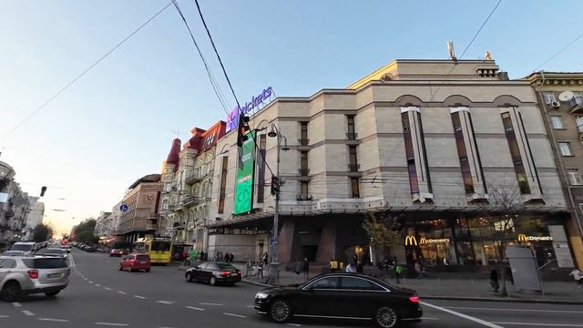 Тренировка на велосипеде. 50 км по центру Киева. смотреть онлайн