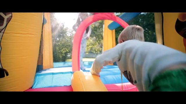 Детский надувной батут для дачи Jumpo смотреть онлайн