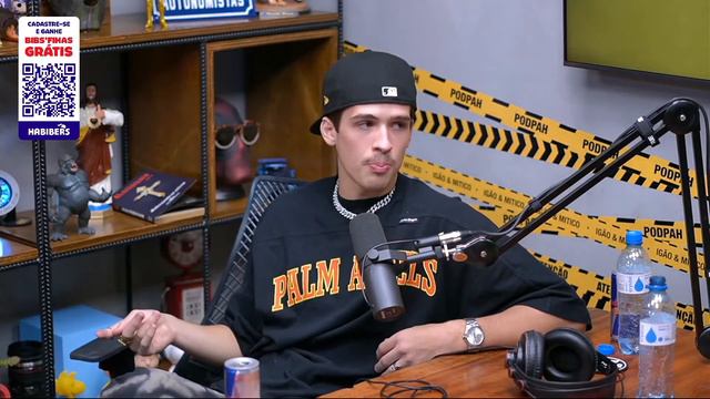 JOÃO GUILHERME - Podpah - Quando Acabar Essa Loucura Vou Fazer Faculdade de Moda - Cortes смотреть онлайн