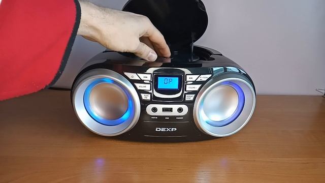 Магнитола DEXP Q320. Демонстрация работы смотреть онлайн