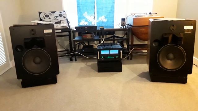 David Gilmore - Near The End - Studio Master Sessions Cat#39396 смотреть онлайн