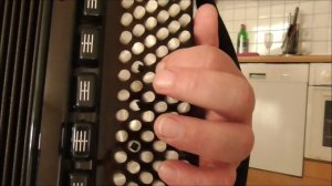 ЗА ТИХОЙ РЕКОЮ Разбор на баяне (COVER)