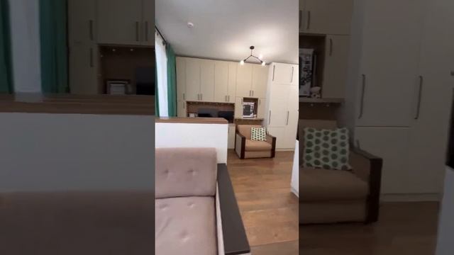 Обзор великолепного объекта в продаже- ЖК Вертикаль ул. Строителей 4 - 32.4 кв.м-заходите и живите! смотреть онлайн