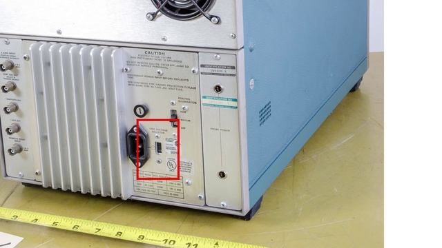 #53 Test: Is It Possible To Power 220V Instruments With 9 Volt Batteries Only ?