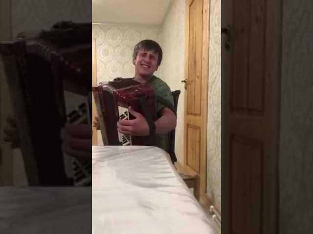 Песня на аварском языке - исполнитель поёт без фонограммы. смотреть онлайн