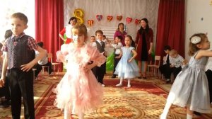 Веселый танец#Губки бантиком#утренник 8 Марта 07.03.2017 детский сад #26 г  Павлодар