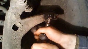 Снятие рулевого наконечника VAG (VW, Audi, Skoda и др.)  Рулевые тяги.