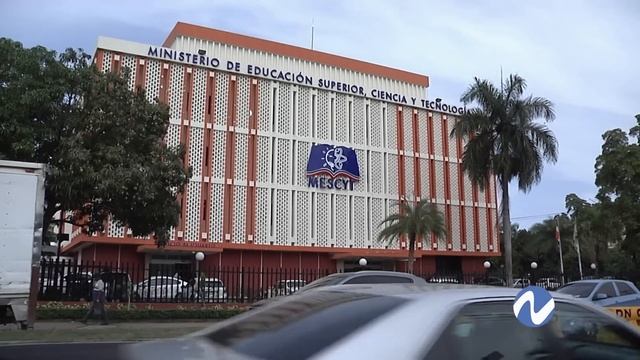 Siguen las capacitaciones ilegales, creando problemas de Salud Pública смотреть онлайн