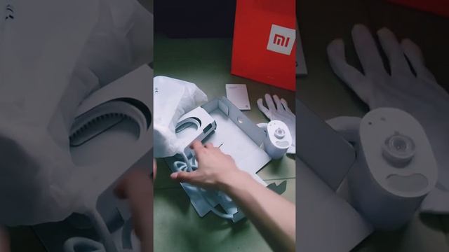 Unboxing - Xiaomi portable steam iron смотреть онлайн