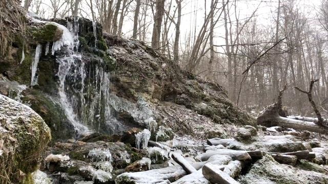 Расслабляющий Шум Водопада, 8 часов Звука для Спокойного Сна и Снятия Стресса.