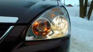 Где находится предохранитель ближнего света