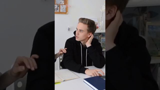 ПЕСНИ В РЕАЛЬНОЙ ЖИЗНИ // ИСТОРИЯ ЛЮБВИ 💘 ОТЛИЧНИЦА И КРАШ 😍 смотреть онлайн