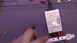 Тестер для проверки светодиодов и линеек ЖК ТВ. Обзор, тест, что внутри.