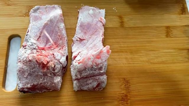 САЗАН ЖАРЕНЫЙ.КАК ПОЖАРИТЬ РЫБУ. Простой рецепт приготовления с хрустящей корочкой смотреть онлайн