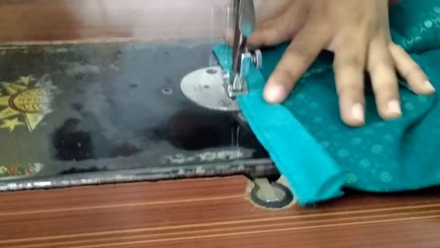 आसान तरीके से अस्तर वाले ब्लाउज की सिलाई करना सीखें how to stitch lining blouse смотреть онлайн