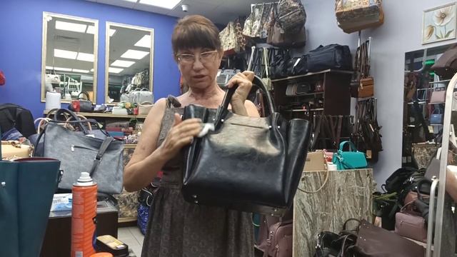 #как почистить сумку? КАК подготовить сумку ЭКОКОЖА к началу СЕЗОНА ⛅ смотреть онлайн