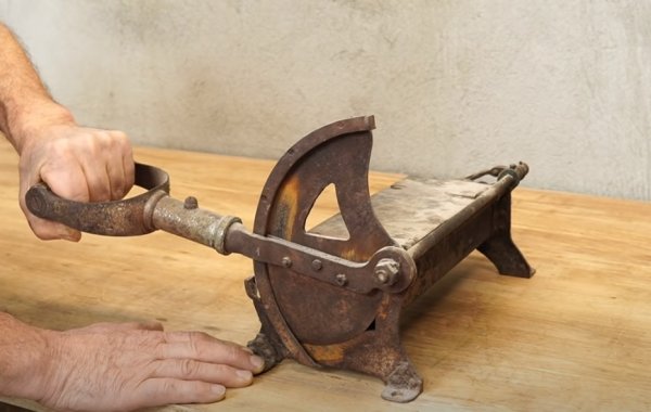 Восстановление машины для резки ржавых листьев XD