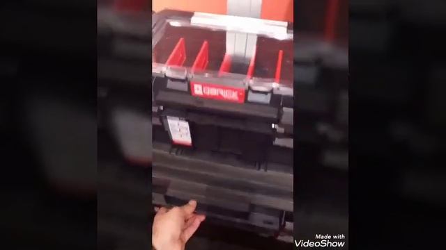 Ящики для инструментов и рабочие столы от QBRICK и KETER смотреть онлайн