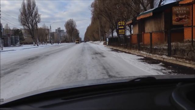 Шипованные или фрикционные шины - что лучше на льду? смотреть онлайн