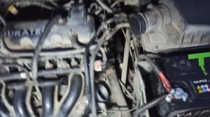 Подсос воздуха Форд Фокус 1 1.6 дюратэк, ещё одно место откуда может сосать воздух. Незаметный шлан