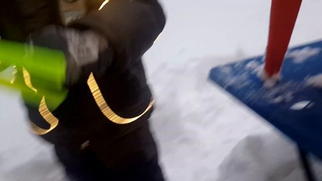 Обзор снежколепов. Лепим идеально ровные снежки. смотреть онлайн